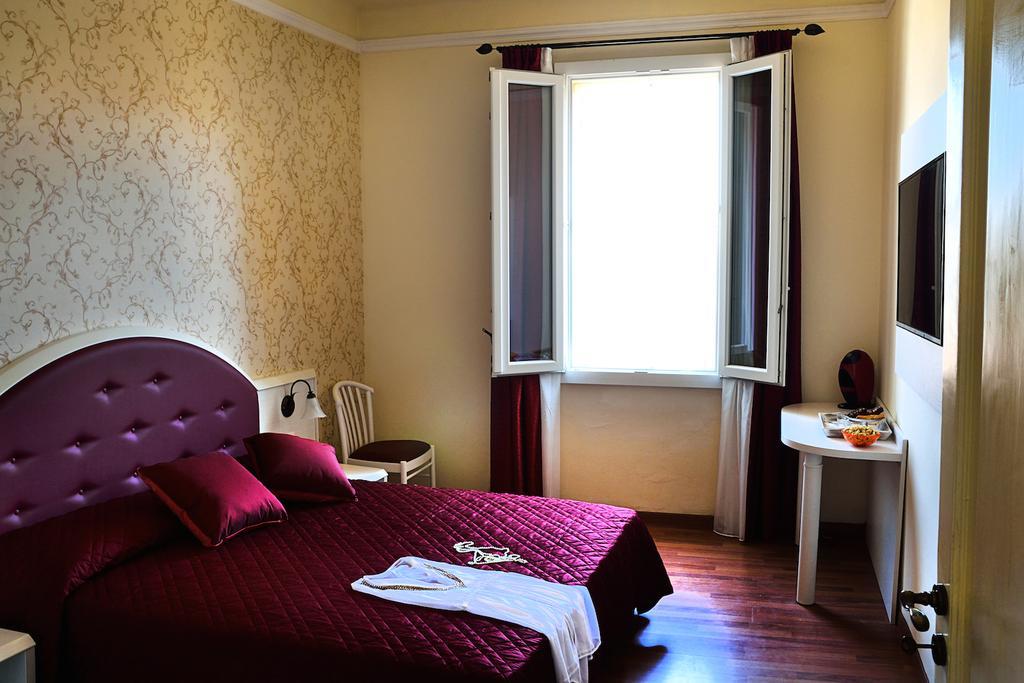 Boutique Hotel Casa Faccioli 볼로냐 객실 사진